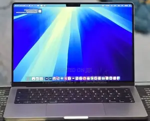 New Laptop Apple MacBook Pro 32GB Apple M1 Pro SSD 1T
