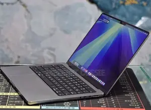 New Laptop Apple MacBook Pro 32GB Apple M1 Pro SSD 1T