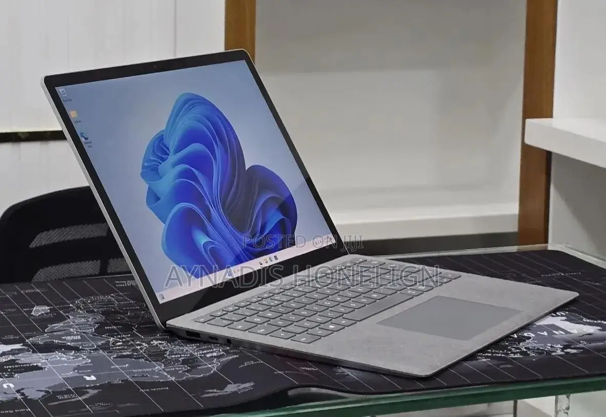New Laptop Microsoft Surface Laptop 4 16GB Intel Core i5 SSD 512GB
