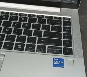 New Laptop HP EliteBook 840 G8 16GB Intel Core i5 SSD 512GB