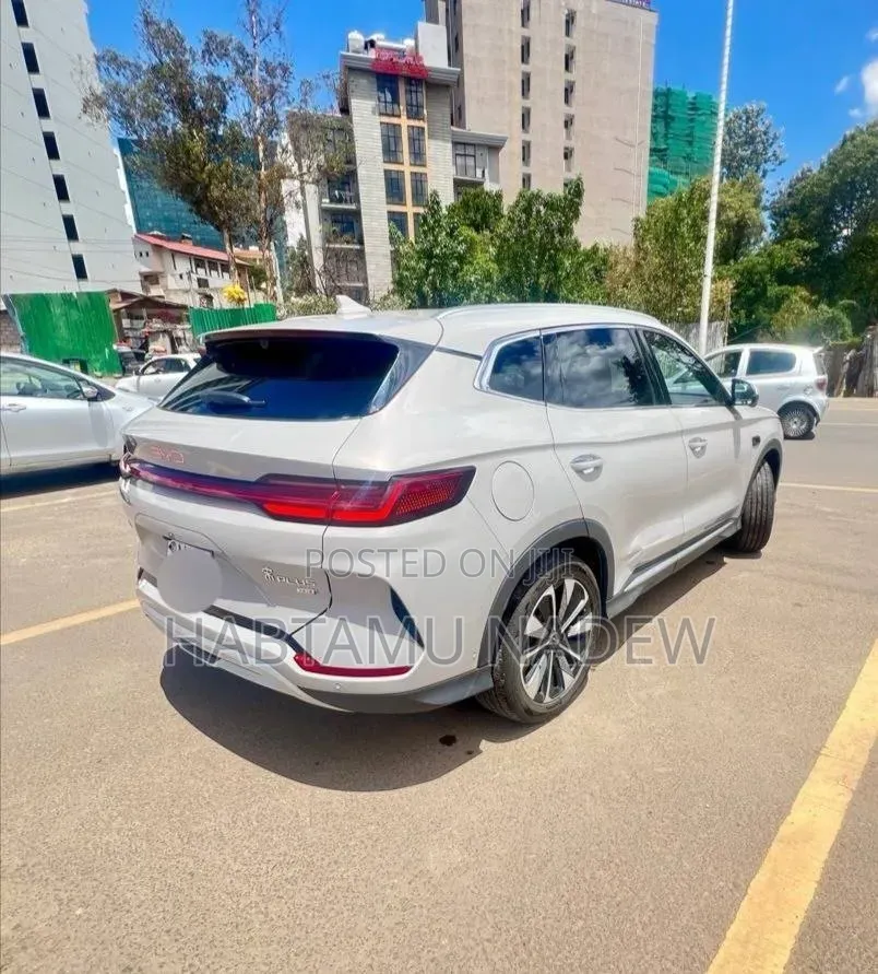 BYD Song Plus 2025 Ivory