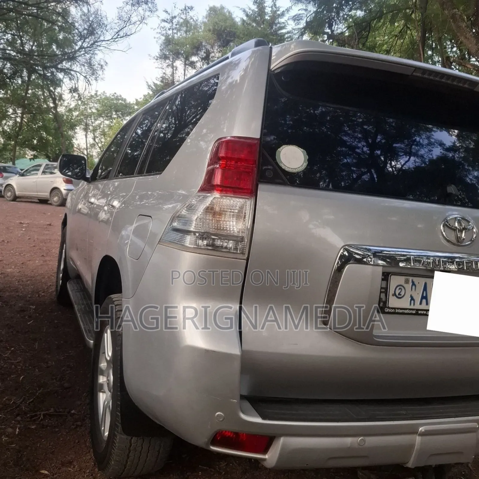 Toyota Land Cruiser Prado 2012 Silver