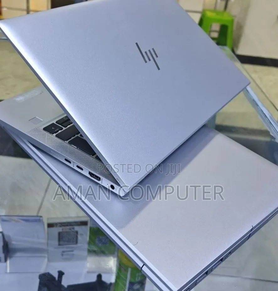 New Laptop HP EliteBook 830 G7 8GB Intel Core i7 SSD 512GB