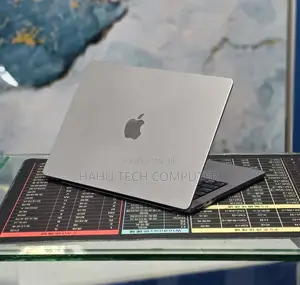 New Laptop Apple MacBook Pro 2021 M1 32GB Apple M1 Pro SSD 1T