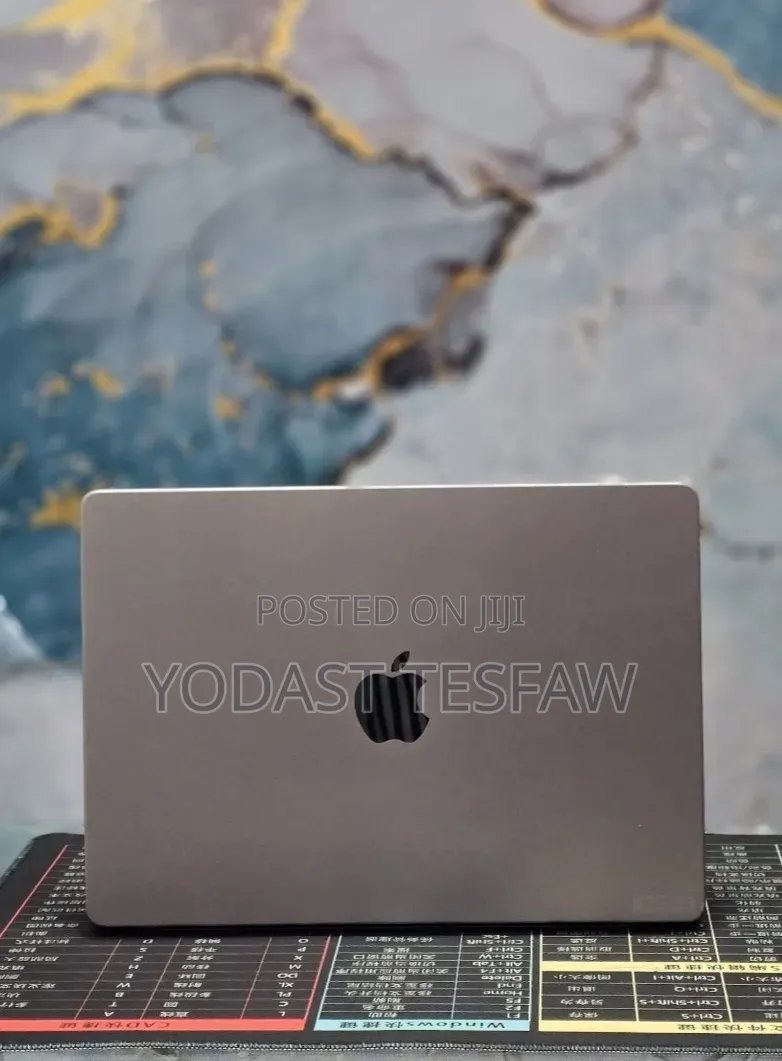 New Laptop Apple MacBook Pro 2021 M1 32GB Apple M1 Pro SSD 1T