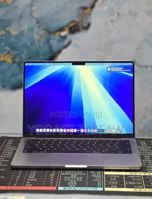 New Laptop Apple MacBook Pro 2021 M1 32GB Apple M1 Pro SSD 1T