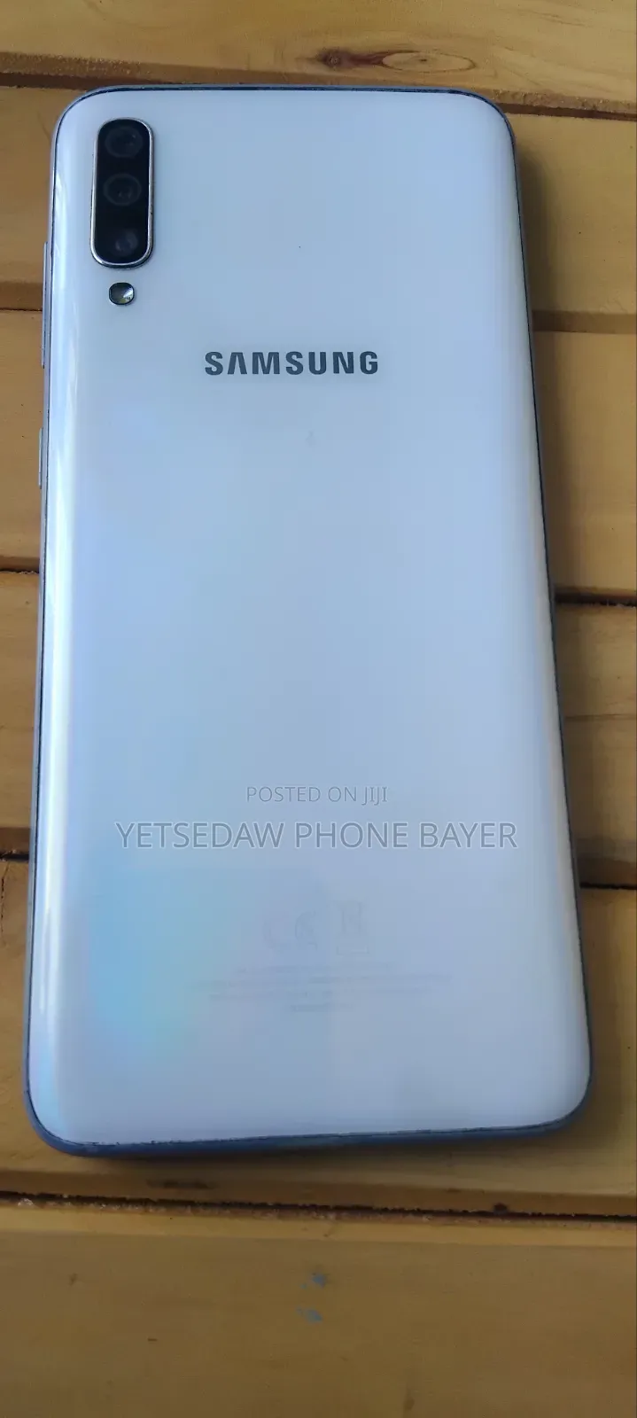 Samsung Galaxy A70 128 GB White