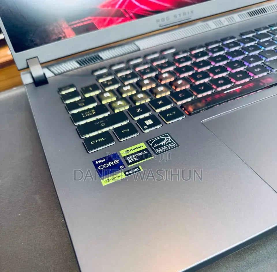 New Laptop Asus ROG Strix G16 G614 16GB Intel Core i9 SSD 1T