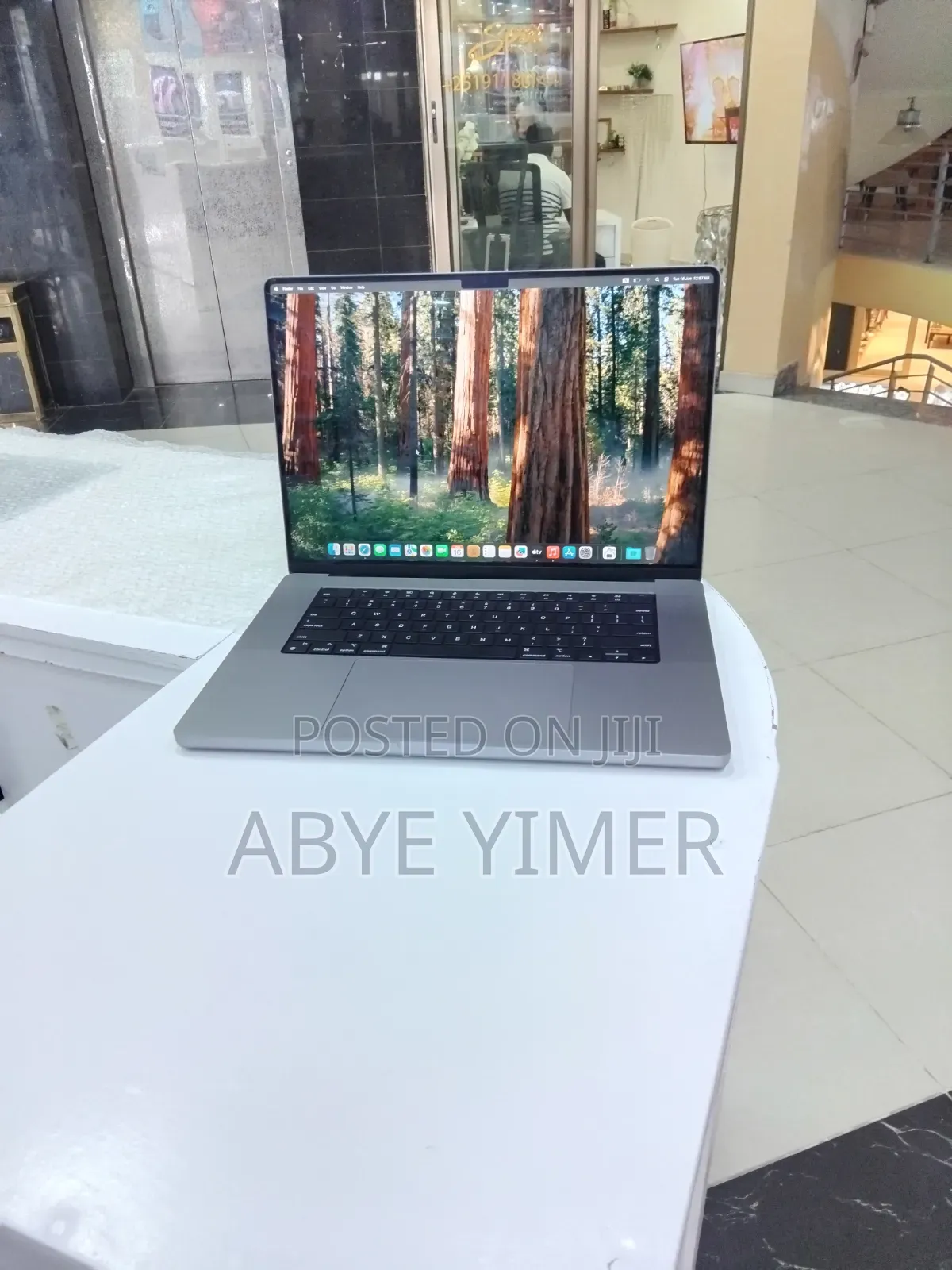 New Laptop Apple MacBook Pro 2021 M1 Max 32GB Apple M1 SSD 1T