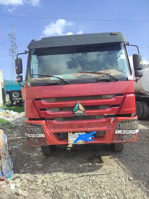 Sinotruk 2016 ሞዴል