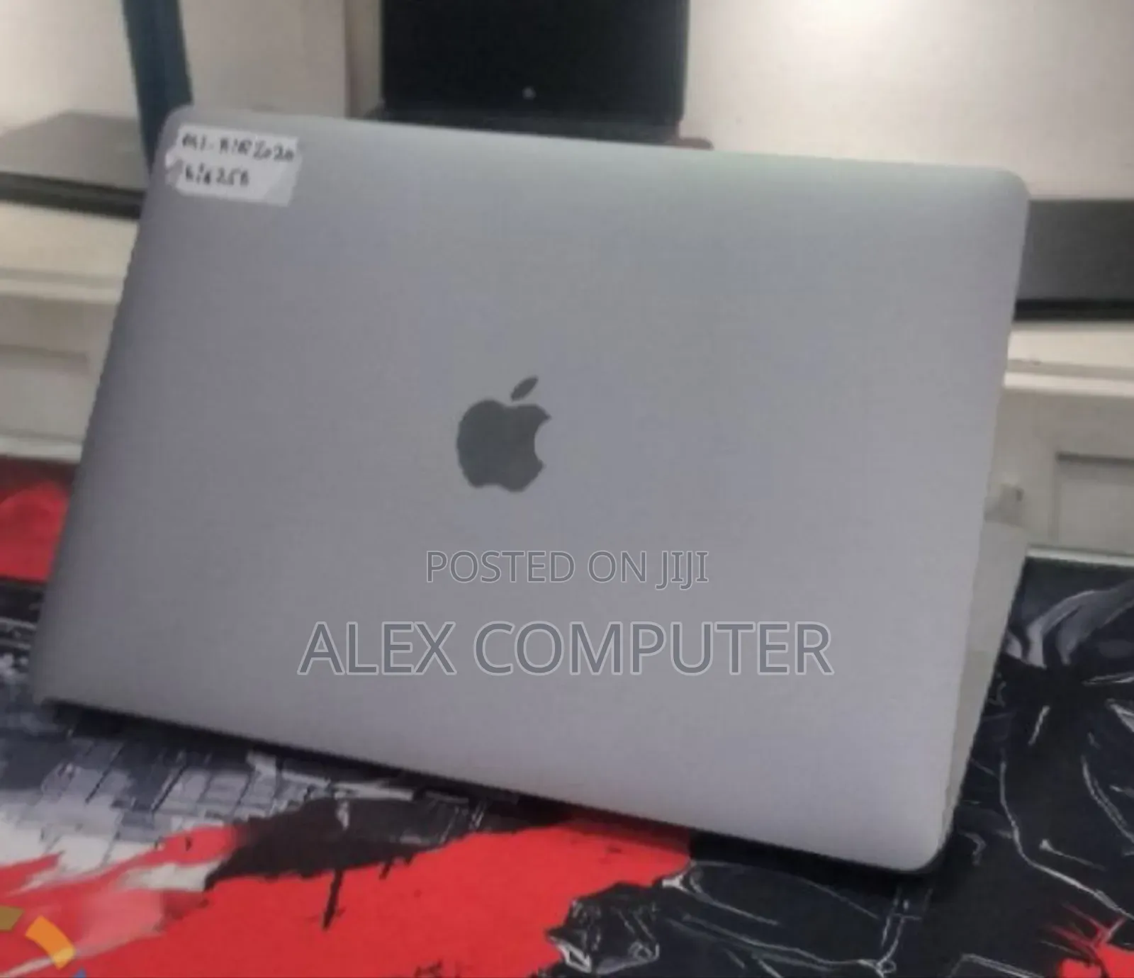 New Laptop Apple MacBook Air 2020 M1 16GB Apple M1 SSD 256GB