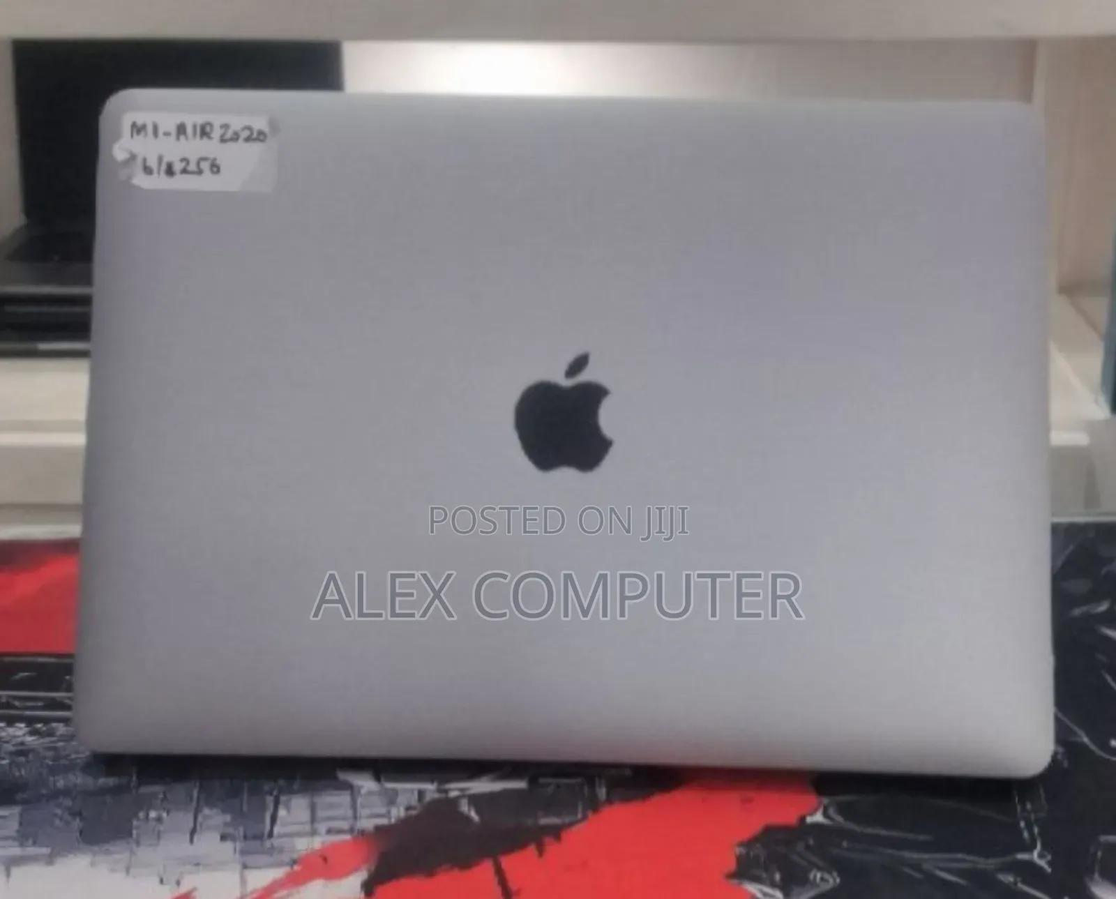 New Laptop Apple MacBook Air 2020 M1 16GB Apple M1 SSD 256GB