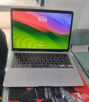 New Laptop Apple MacBook Air 2020 M1 16GB Apple M1 SSD 256GB