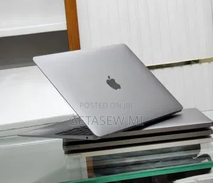 New Laptop Apple MacBook Air 2020 M1 8GB Apple M1 SSD 256GB
