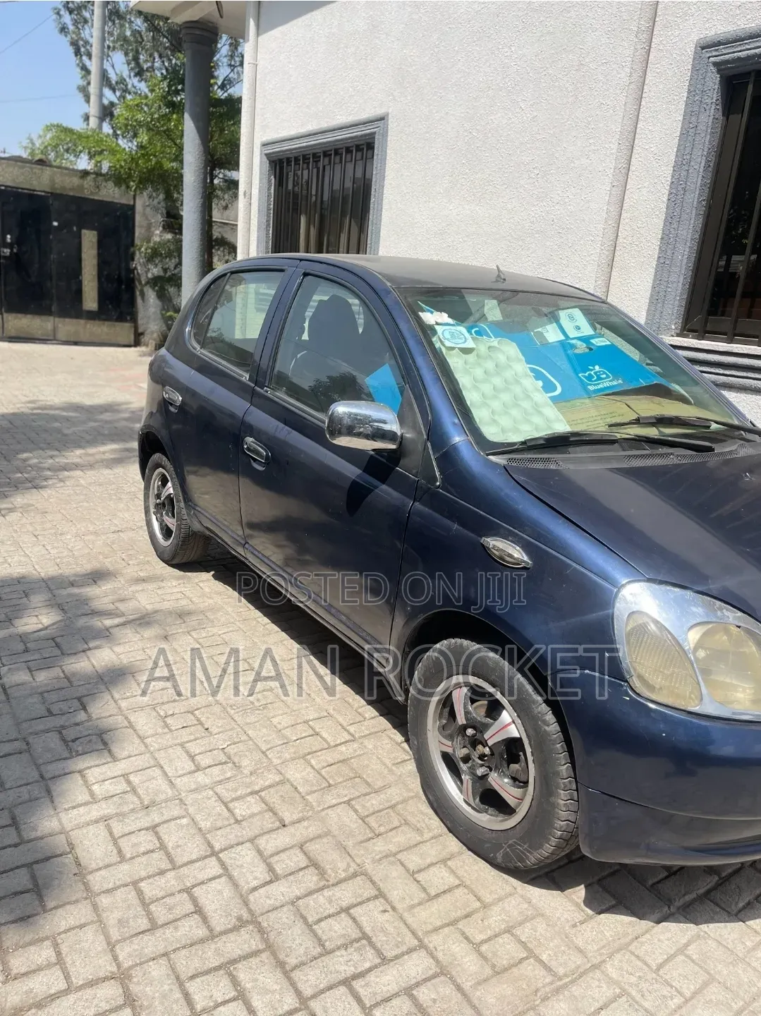 Toyota Vitz 1999 Blue