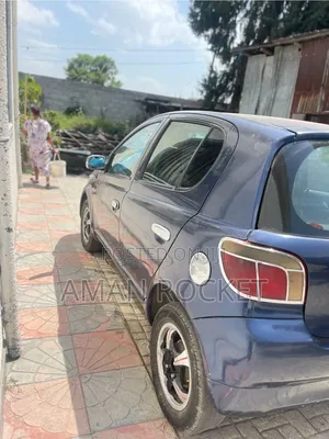 Toyota Vitz 1999 Blue