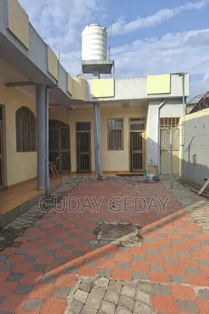 Furnished 4bdrm Villa in Kolfe Keranio for sale