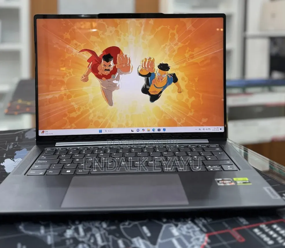 New Laptop Lenovo 32GB AMD Ryzen 7 SSD 512GB