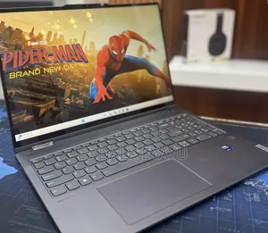 New Laptop Lenovo 16GB Intel Core Ultra 7 SSD 512GB