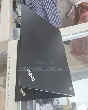 New Laptop Lenovo ThinkPad T490s 16GB Intel Core i5 SSD 512GB