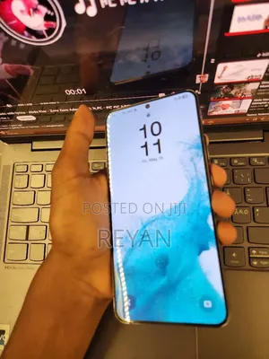 Mobile Phone 128 GB