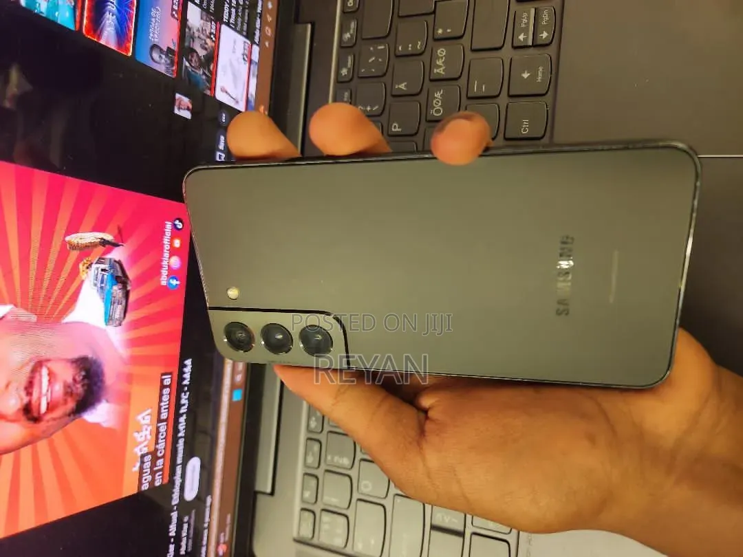 Mobile Phone 128 GB