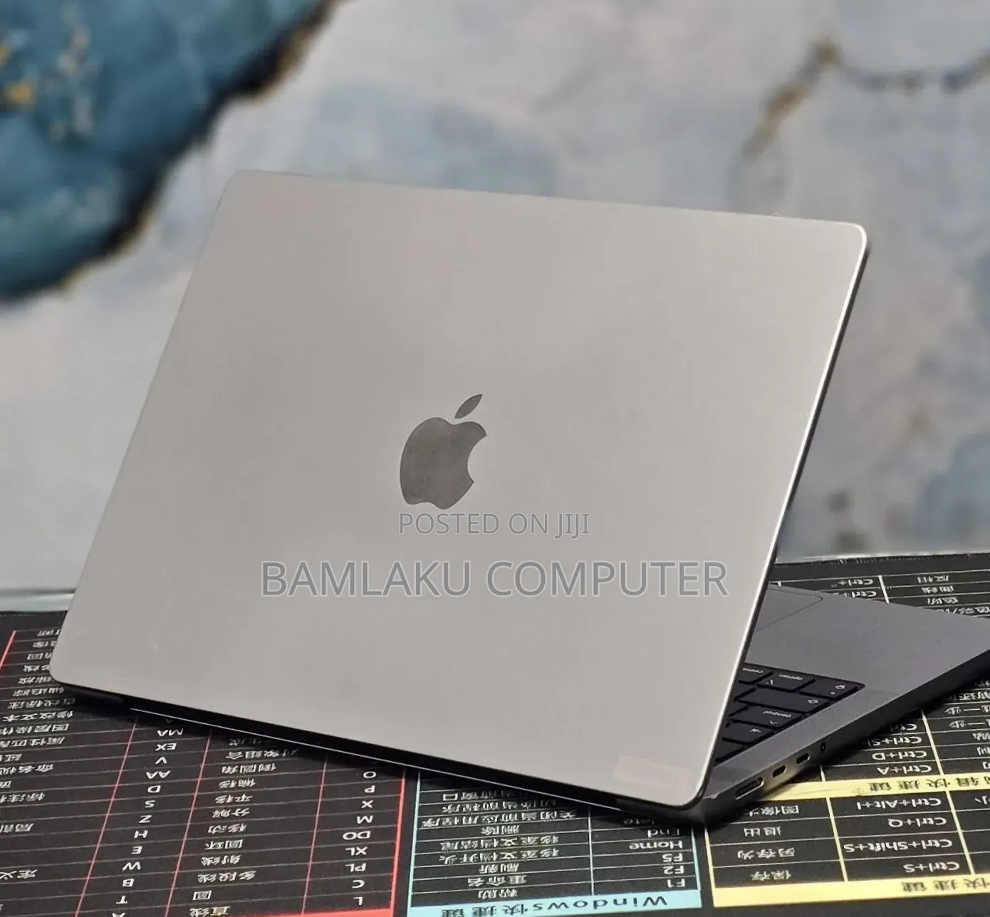 New Laptop Apple MacBook Pro 2021 M1 32GB Apple M1 Pro SSD 1T