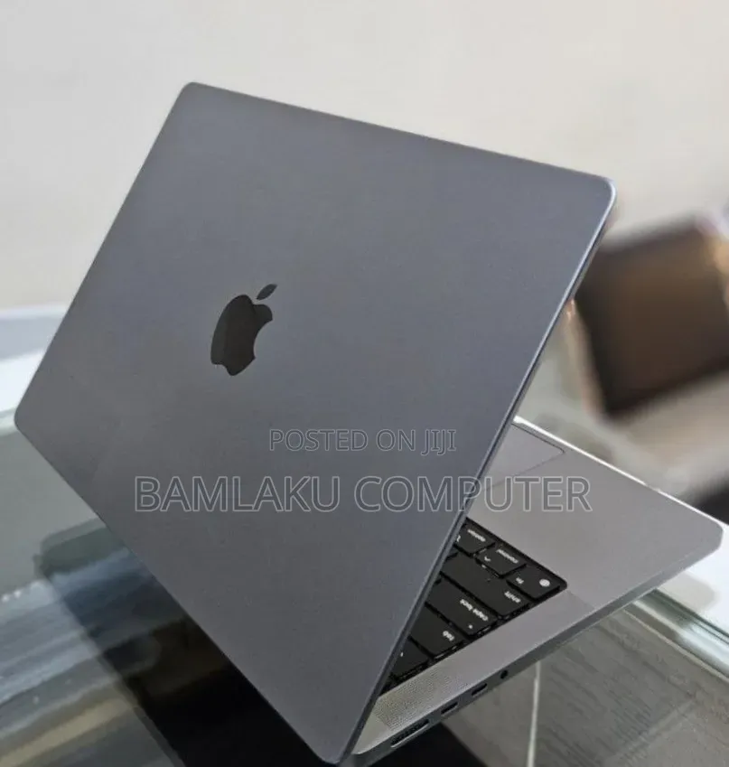 New Laptop Apple MacBook Pro 2021 M1 16GB Apple M1 Pro SSD 512GB
