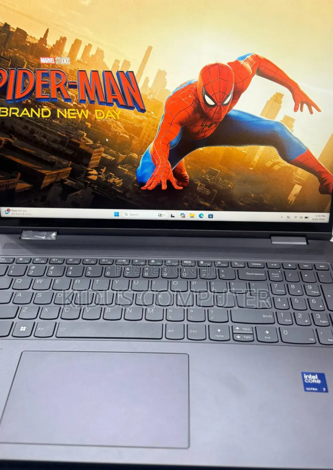 New Laptop Lenovo Yoga C930 16GB Intel Core Ultra 7 SSD 512GB