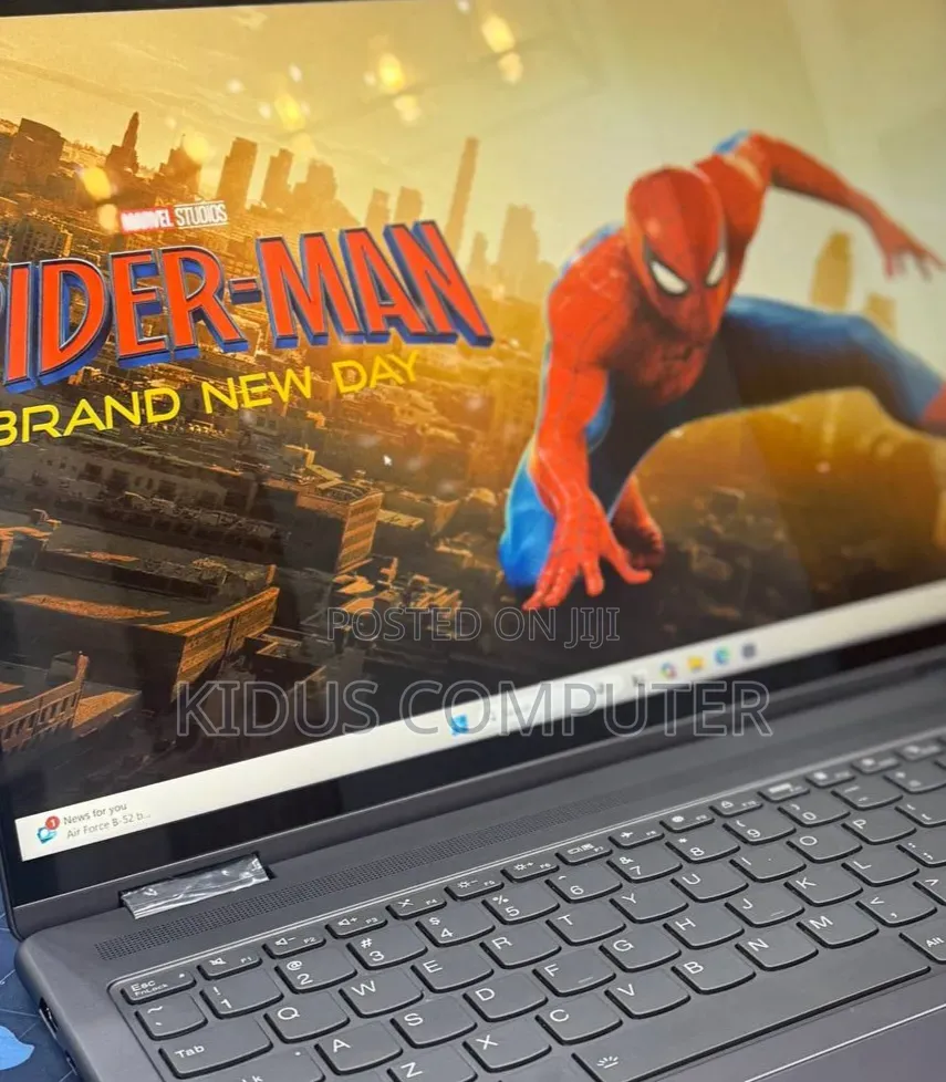 New Laptop Lenovo Yoga C930 16GB Intel Core Ultra 7 SSD 512GB