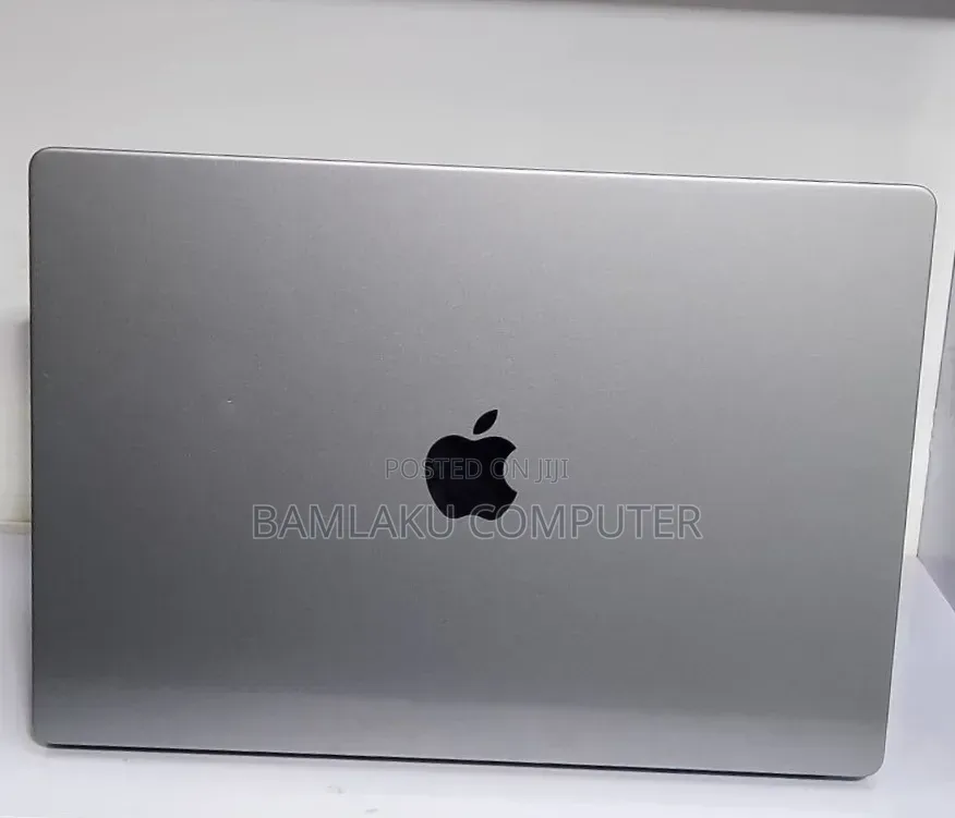 New Laptop Apple MacBook Pro 2021 M1 32GB Apple M1 Pro SSD 512GB