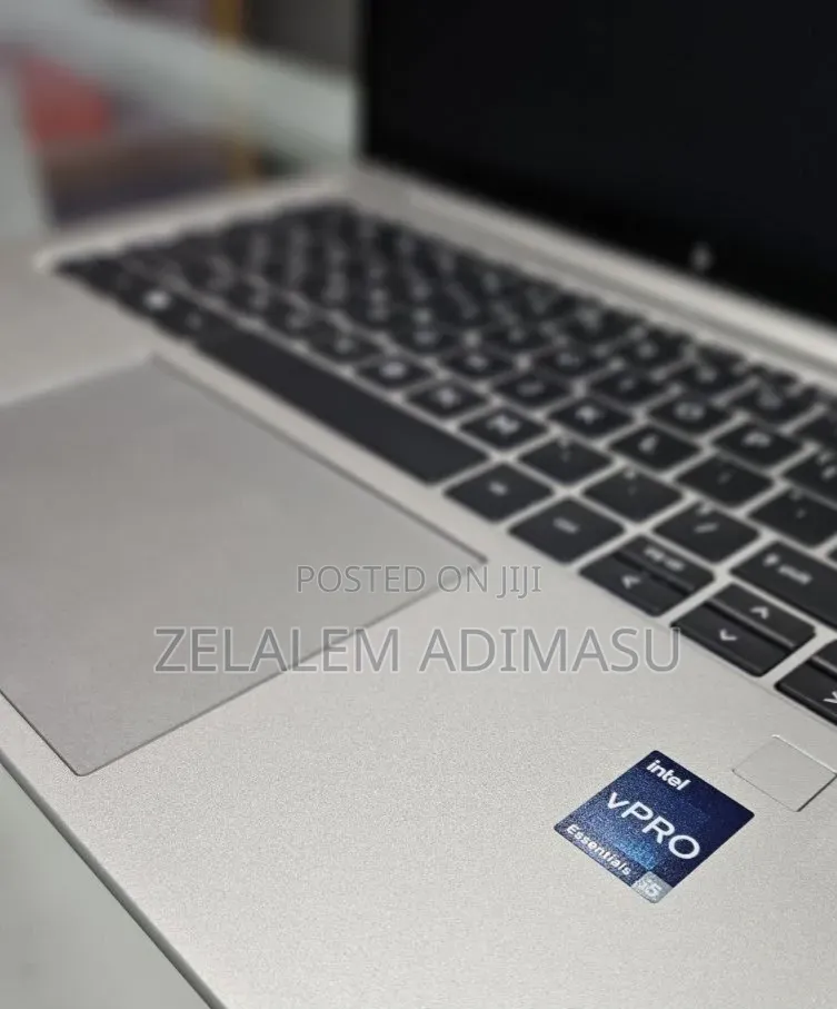 New Laptop HP EliteBook 840 G9 16GB Intel Core i5 SSD 512GB