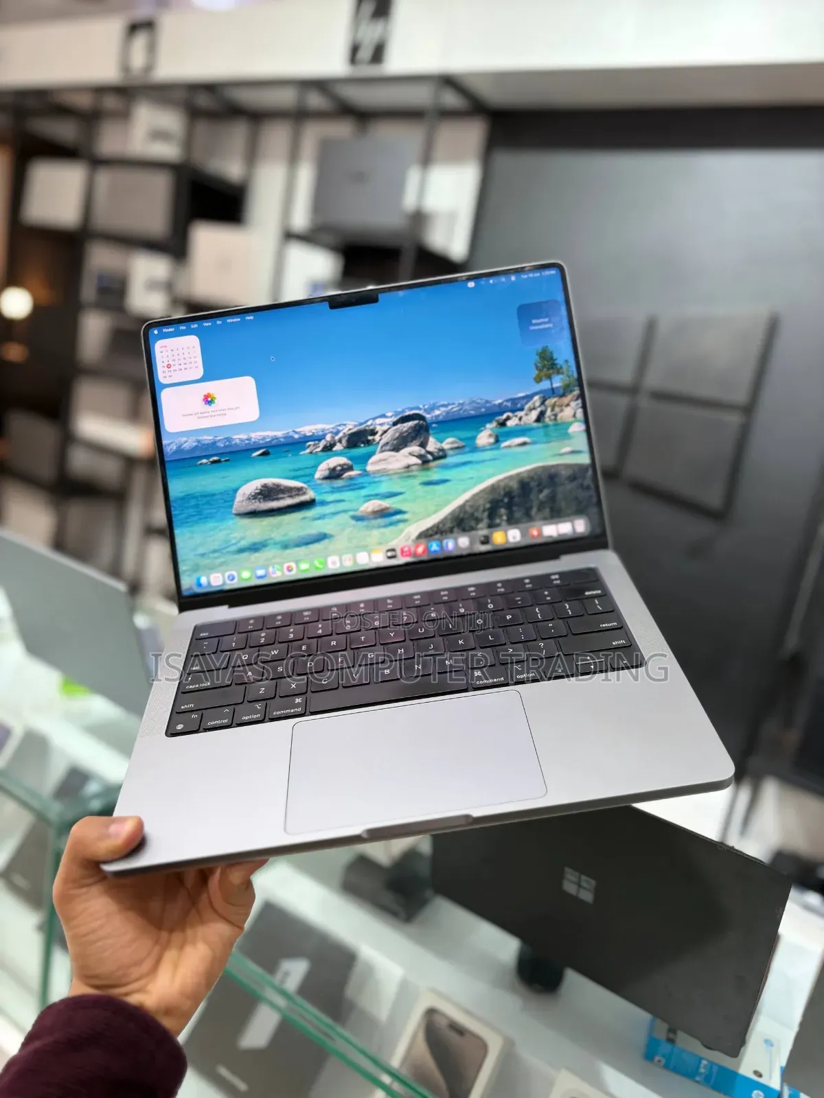 New Laptop Apple MacBook Pro 2021 M1 16GB Apple M1 Pro SSD 512GB