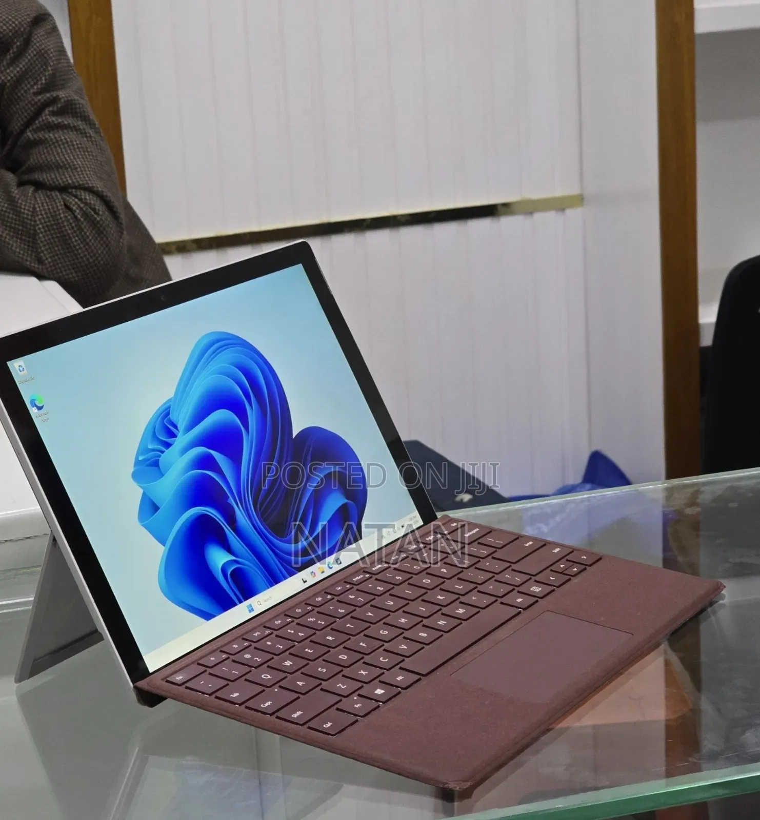 New Laptop Microsoft Surface Pro 6 8GB Intel Core i5 SSD 128GB