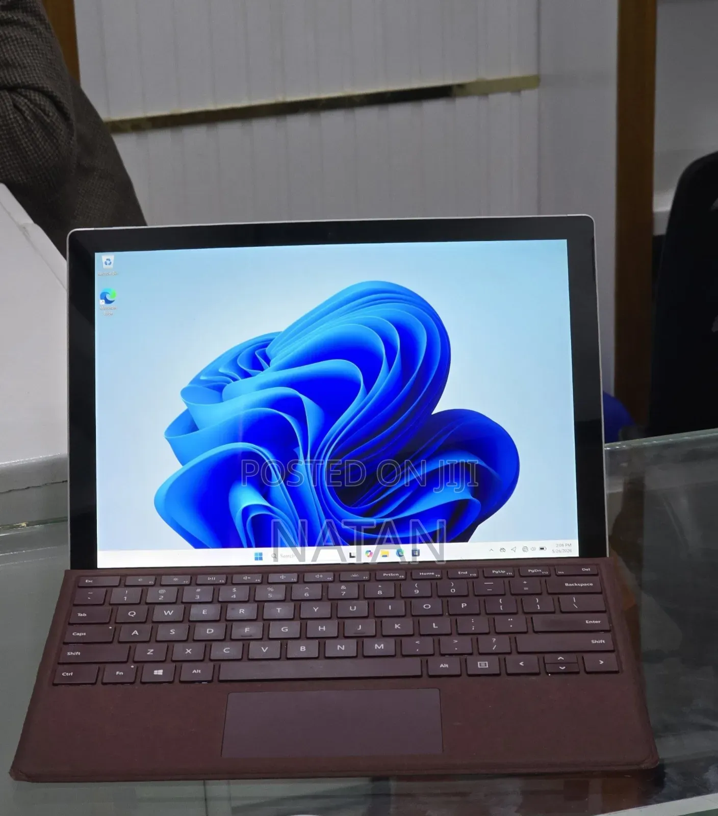 New Laptop Microsoft Surface Pro 6 8GB Intel Core i5 SSD 128GB