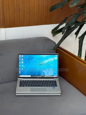 New Laptop HP EliteBook 830 G8 16GB Intel Core i7 SSD 512GB