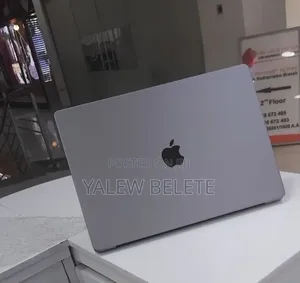 New Laptop Apple MacBook Pro 2021 M1 16GB Apple M1 Pro SSD 1T