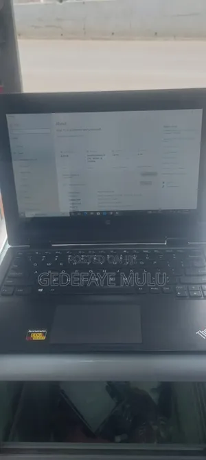 Laptop Lenovo ThinkPad Yoga 4GB Intel Celeron HDD 500GB