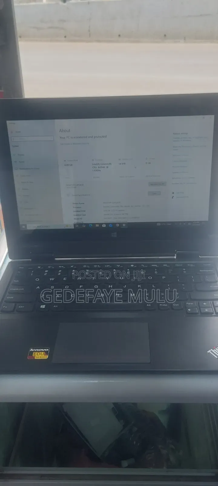 Laptop Lenovo ThinkPad Yoga 4GB Intel Celeron HDD 500GB