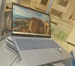 New Laptop HP Stream Notebook 16GB Intel Core i5 SSD 1T
