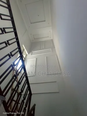 5bdrm House in Oromia-Finfinne for sale