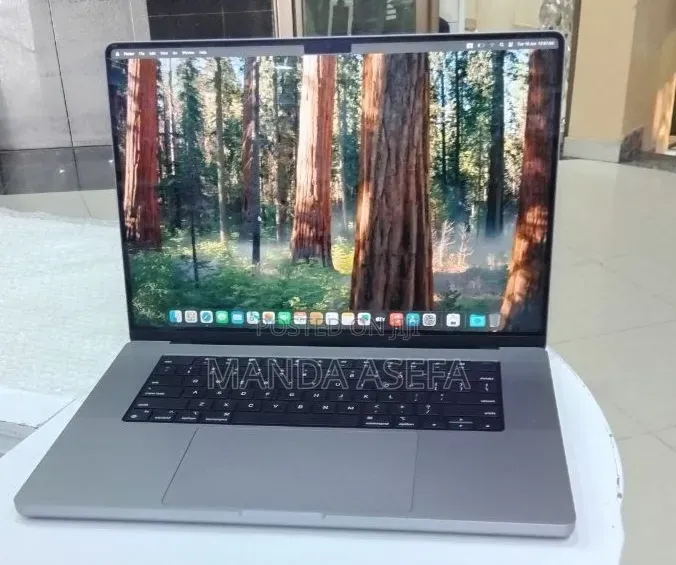 New Laptop Apple MacBook Pro 2021 M1 Max 32GB Apple M1 Max SSD 1T