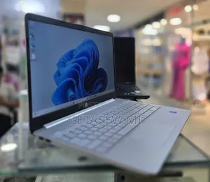 New Laptop HP Stream Notebook 16GB Intel Core i7 SSD 512GB