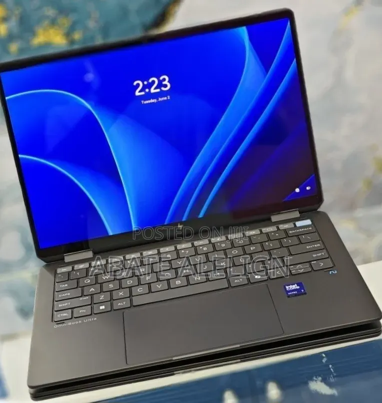 New Laptop HP OmniBook Ultra Flip 14" 16GB Intel Core Ultra 7 SSD 1T
