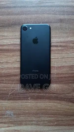 Apple iPhone 7 32 GB Black