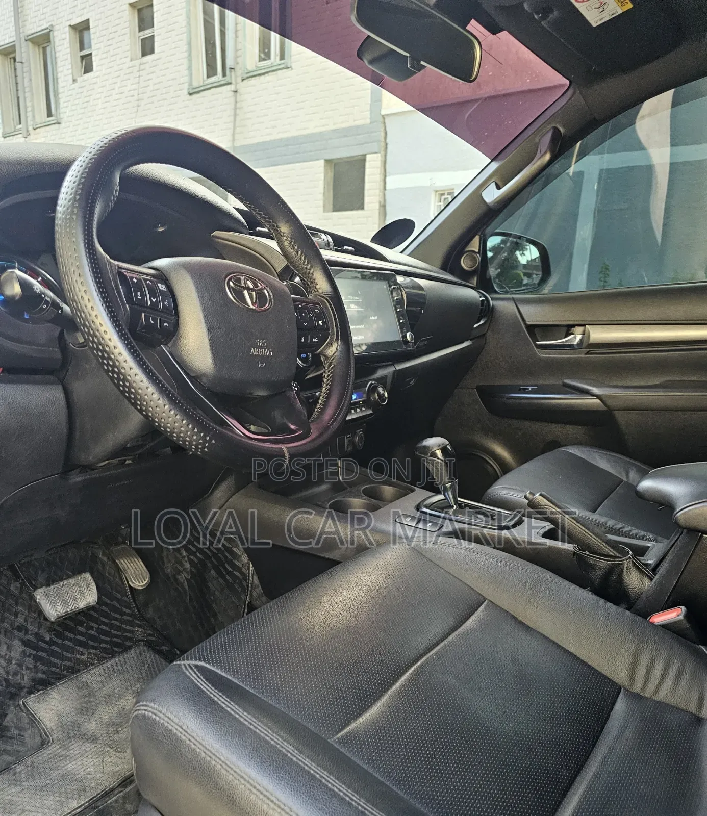 Toyota Hilux 2022 Gray