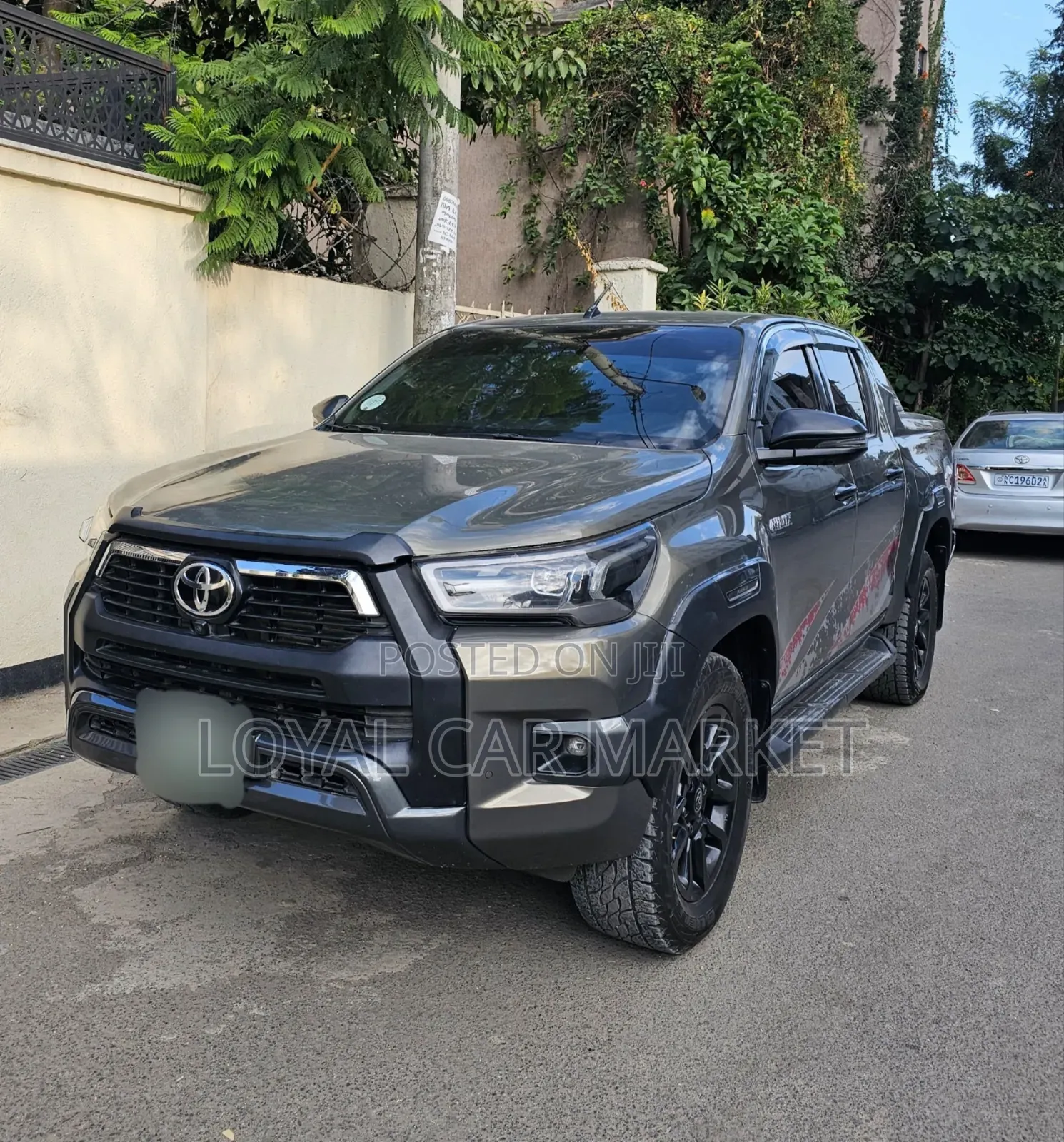 Toyota Hilux 2022 Gray