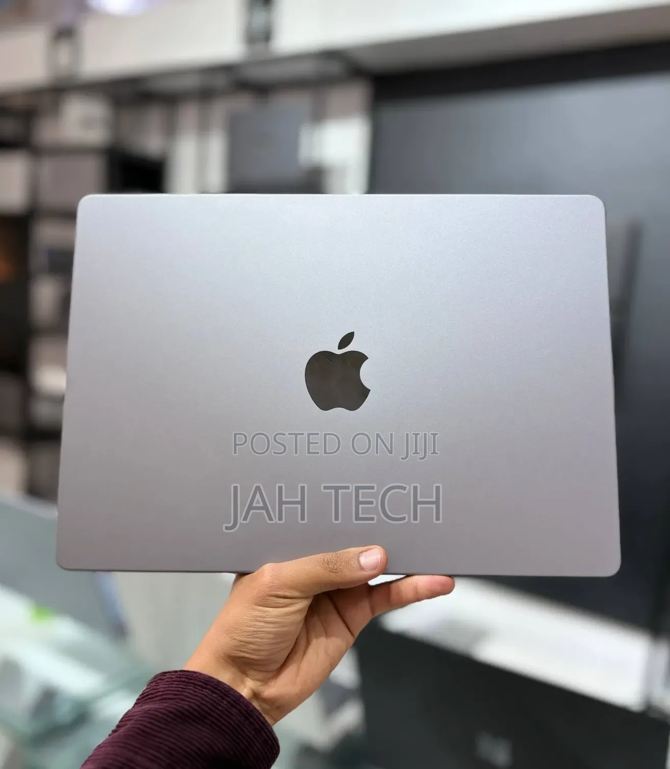 New Laptop Apple MacBook Pro 2021 M1 16GB Apple M1 Pro SSD 512GB