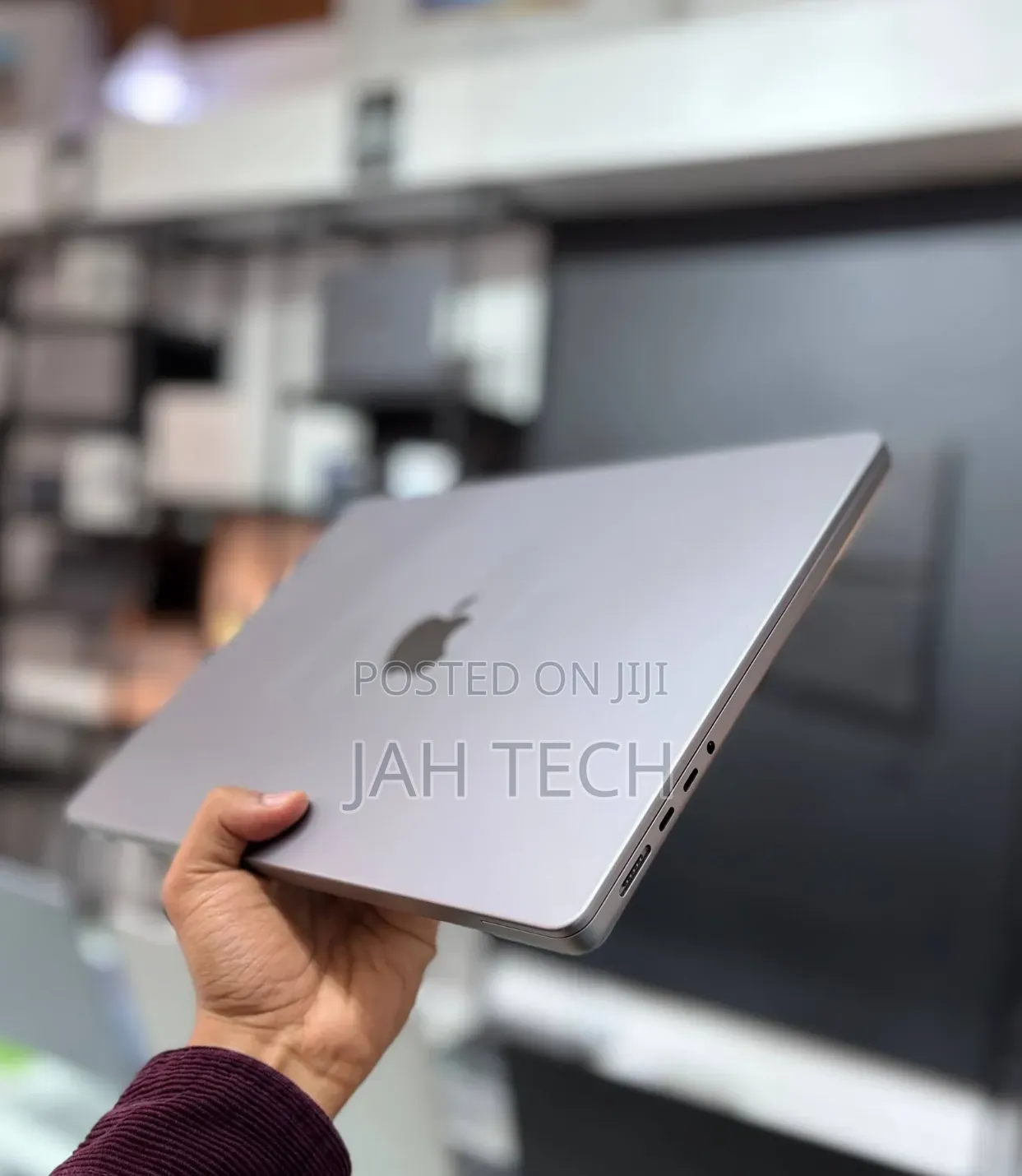 New Laptop Apple MacBook Pro 2021 M1 16GB Apple M1 Pro SSD 512GB