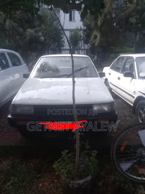 Toyota Corolla 1.3 1984 White